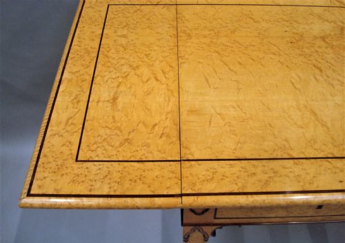 C19TH FRENCH BIRDS EYE MAPLE SOFA TABLE - ADDITIONAL PHOTO 13