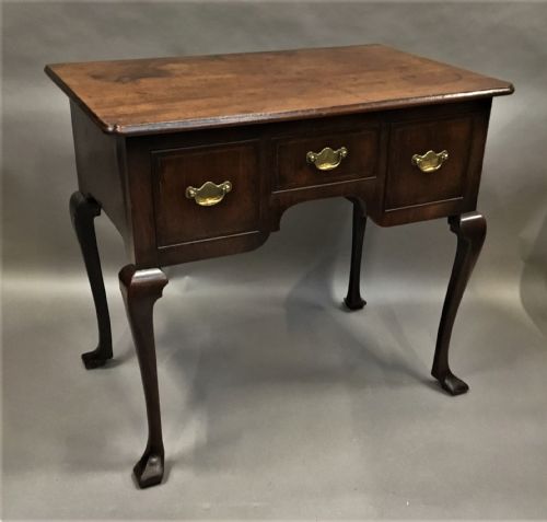 GEORGE II MAHOGANY LOWBOY - ADDITIONAL PHOTO 3