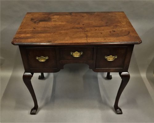 GEORGE II MAHOGANY LOWBOY - ADDITIONAL PHOTO 4