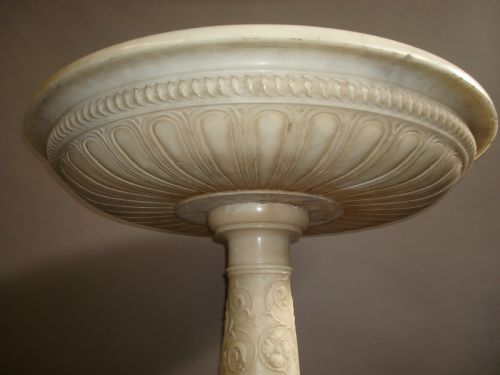 EARLY C19TH ITALIAN CARVED MARBLE TAZZA ON PEDESTAL - ADDITIONAL PHOTO 6