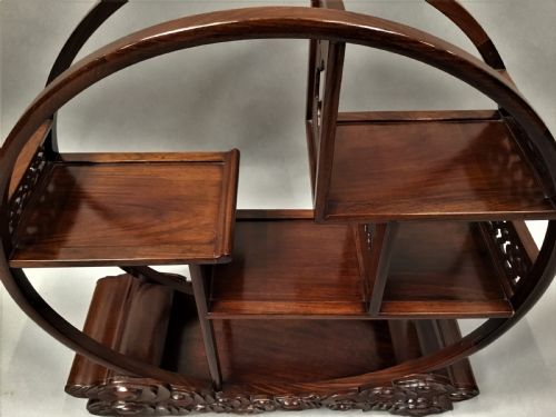 EARLY C20TH CHINESE HONGMU DISPLAY STAND - ADDITIONAL PHOTO 11