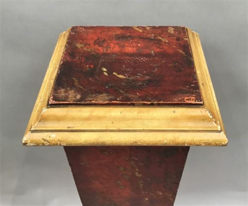 REGENCY SIMULATED MARBLE PEDESTAL OF LARGE SCALE RETAINING ORIGINAL FAUX MARBLE FINISH - ADDITIONAL PHOTO 8