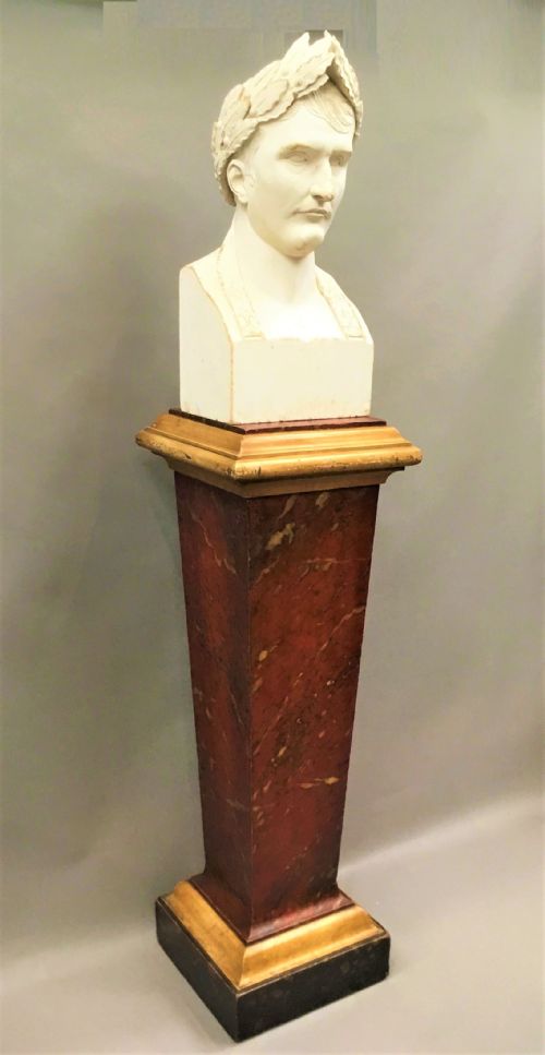 REGENCY SIMULATED MARBLE PEDESTAL OF LARGE SCALE RETAINING ORIGINAL FAUX MARBLE FINISH - ADDITIONAL PHOTO 13