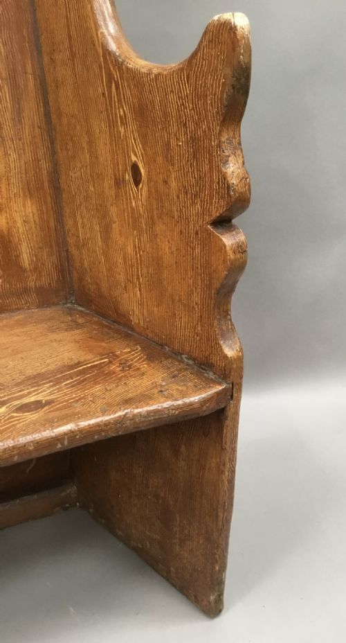 GEORGIAN PAINTED BARREL BACK SETTLE - ADDITIONAL PHOTO 10