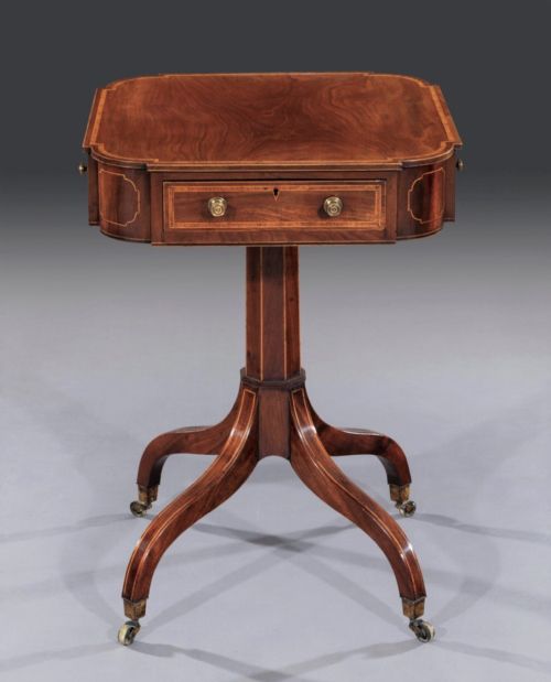 George III Sheraton Mahogany Occasional Table / Centre Table