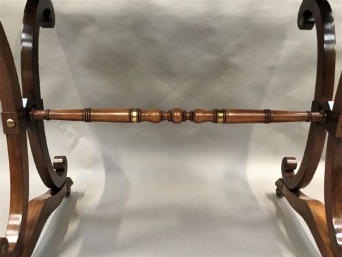 A SMART REGENCY ROSEWOOD BRASS MOUNTED CENTRE TABLE - ADDITIONAL PHOTO 14