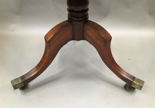 GEORGE III MAHOGANY FOLDING THREE TIER DUMB WAITER - ADDITIONAL PHOTO 3