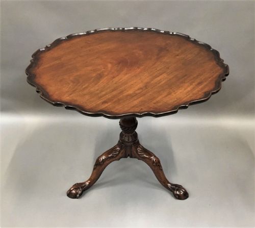 GEORGE III MAHOGANY PIECRUST TRIPOD TABLE IN THE MANNER OF CHIPPENDALE - ADDITIONAL PHOTO 5