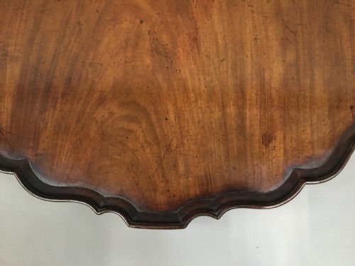 GEORGE III MAHOGANY PIECRUST TRIPOD TABLE IN THE MANNER OF CHIPPENDALE - ADDITIONAL PHOTO 10