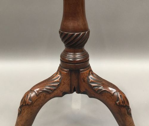 GEORGE III MAHOGANY PIECRUST TRIPOD TABLE IN THE MANNER OF CHIPPENDALE - ADDITIONAL PHOTO 13