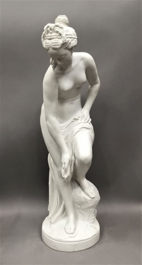 fig 1. Impressive C19th large marble sculpture of Venus after Bathing