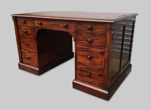EXCEPTIONAL LATE REGENCY GILLOWS MAHOGANY PEDESTAL DESK BY THOMAS MYERS OF GILLOWS - ADDITIONAL PHOTO 8