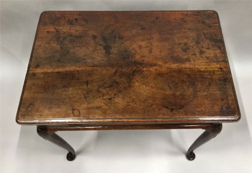 GEORGE II IRISH WALNUT SIDE TABLE - ADDITIONAL PHOTO 1