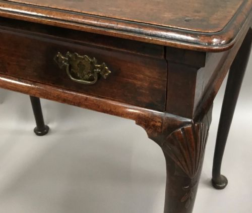 GEORGE II IRISH WALNUT SIDE TABLE - ADDITIONAL PHOTO 9