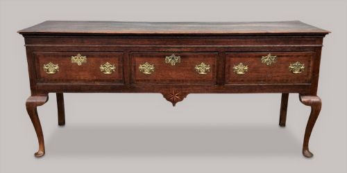 Georgian Oak Cabriole Leg Dresser Base; Very Original Condition