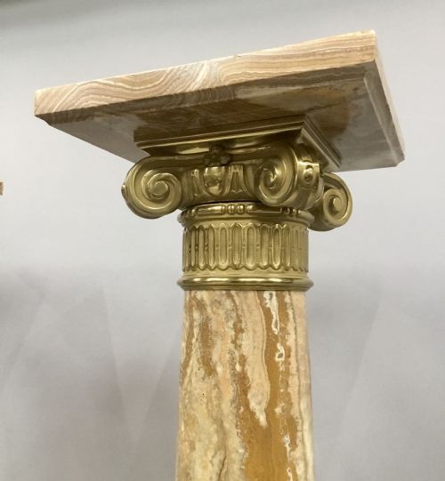 C19TH PAIR OF MARBLE AND ORMOLU PEDESTAL COLUMNS IN THE NEOCLASSICAL MANNER - ADDITIONAL PHOTO 5