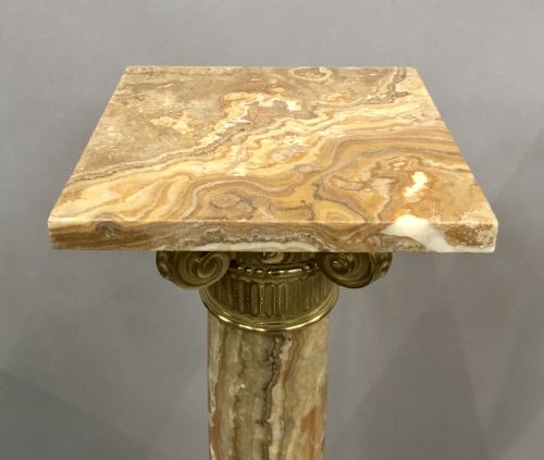 C19TH PAIR OF MARBLE AND ORMOLU PEDESTAL COLUMNS IN THE NEOCLASSICAL MANNER - ADDITIONAL PHOTO 19