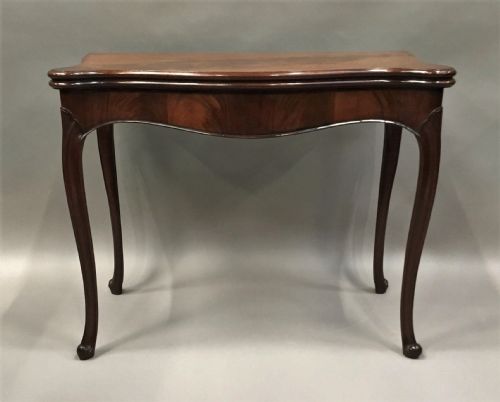 GEORGE III MAHOGANY HEPPLEWHITE SERPENTINE CARD TABLE - ADDITIONAL PHOTO 10