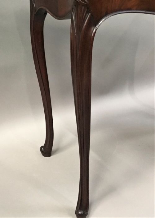 GEORGE III MAHOGANY HEPPLEWHITE SERPENTINE CARD TABLE - ADDITIONAL PHOTO 12
