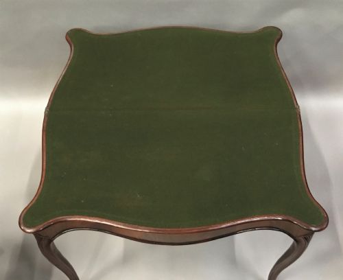 GEORGE III MAHOGANY HEPPLEWHITE SERPENTINE CARD TABLE - ADDITIONAL PHOTO 18