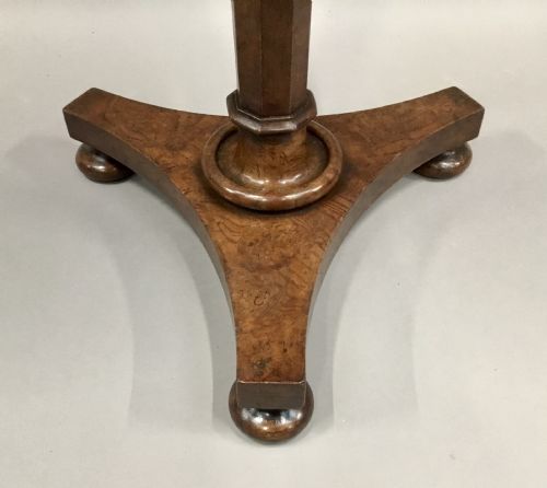 REGENCY BURR ELM OCCASIONAL TABLE OF NEAT PROPORTIONS - ADDITIONAL PHOTO 4