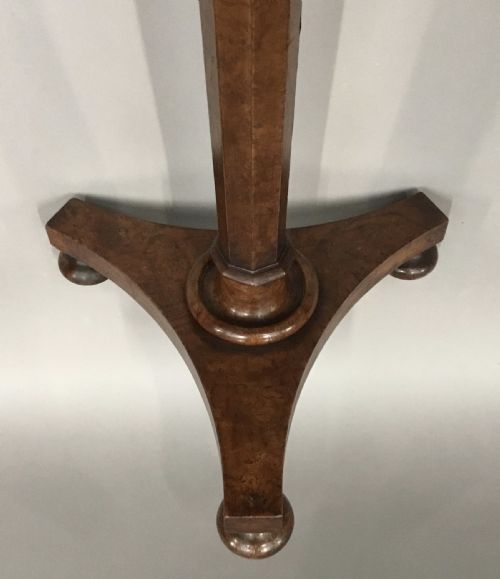 REGENCY BURR ELM OCCASIONAL TABLE OF NEAT PROPORTIONS - ADDITIONAL PHOTO 12