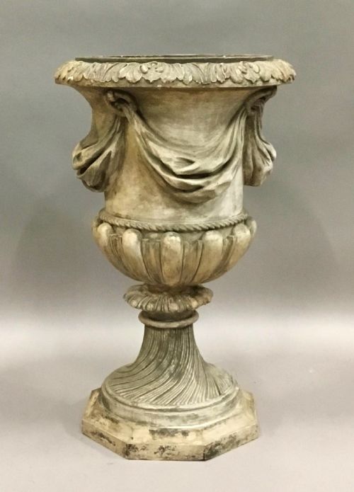 LARGE REGENCY NEOCLASSICAL PLASTER URN OF CAMPANA FORM - ADDITIONAL PHOTO 3