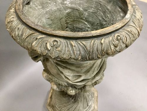 LARGE REGENCY NEOCLASSICAL PLASTER URN OF CAMPANA FORM - ADDITIONAL PHOTO 5