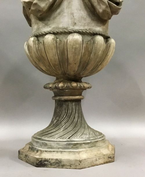 LARGE REGENCY NEOCLASSICAL PLASTER URN OF CAMPANA FORM - ADDITIONAL PHOTO 11