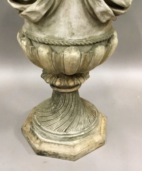 LARGE REGENCY NEOCLASSICAL PLASTER URN OF CAMPANA FORM - ADDITIONAL PHOTO 12