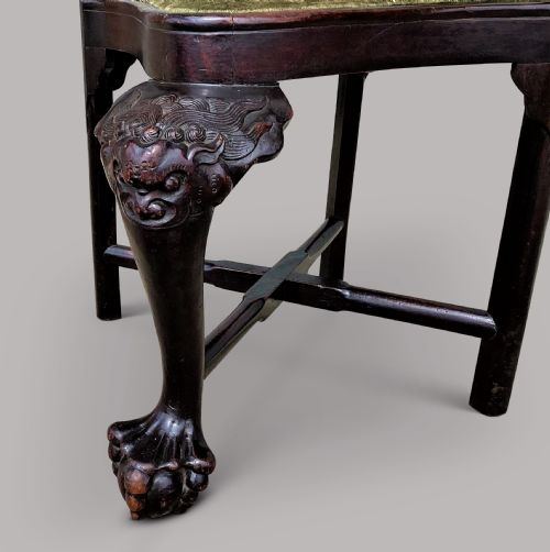 C18TH CHINESE EXPORT HARDWOOD CORNER ARMCHAIR OF AN ECCENTRIC AND CURVACEOUS DESIGN AND PROPORTIONS - ADDITIONAL PHOTO 1