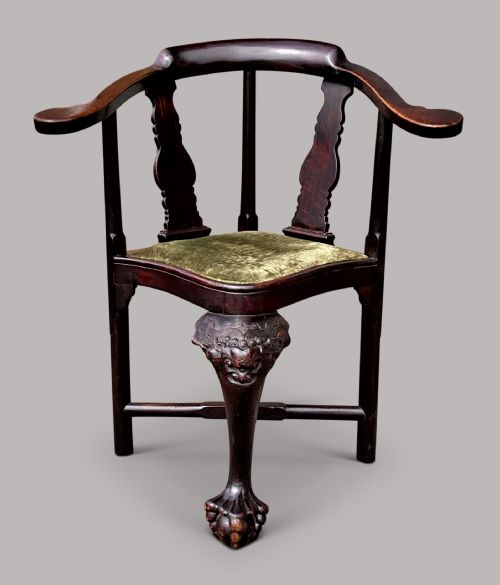 C18TH CHINESE EXPORT HARDWOOD CORNER ARMCHAIR OF AN ECCENTRIC AND CURVACEOUS DESIGN AND PROPORTIONS - ADDITIONAL PHOTO 3