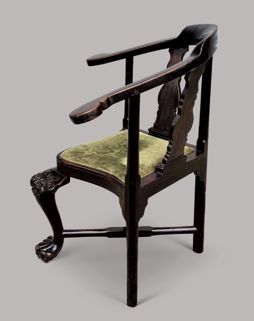 C18TH CHINESE EXPORT HARDWOOD CORNER ARMCHAIR OF AN ECCENTRIC AND CURVACEOUS DESIGN AND PROPORTIONS - ADDITIONAL PHOTO 14