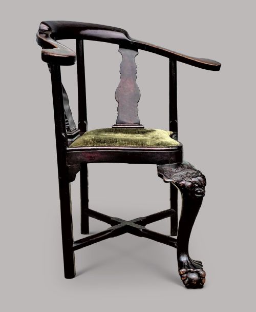 C18TH CHINESE EXPORT HARDWOOD CORNER ARMCHAIR OF AN ECCENTRIC AND CURVACEOUS DESIGN AND PROPORTIONS - ADDITIONAL PHOTO 19