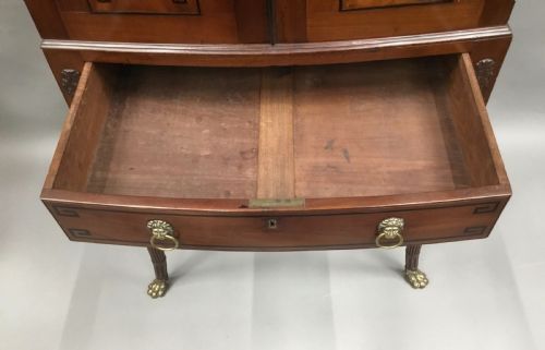 REGENCY MAHOGANY BOW FRONTED CABINET ON STAND OF COMPACT PROPORTIONS - ADDITIONAL PHOTO 17