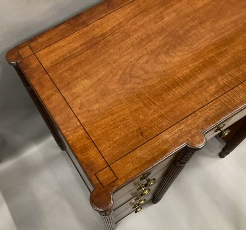 REGENCY MAHOGANY DRESSING TABLE - ADDITIONAL PHOTO 13