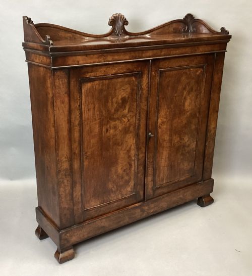 REGENCY POLLARD AND BURR OAK SIDE CABINET - ADDITIONAL PHOTO 4