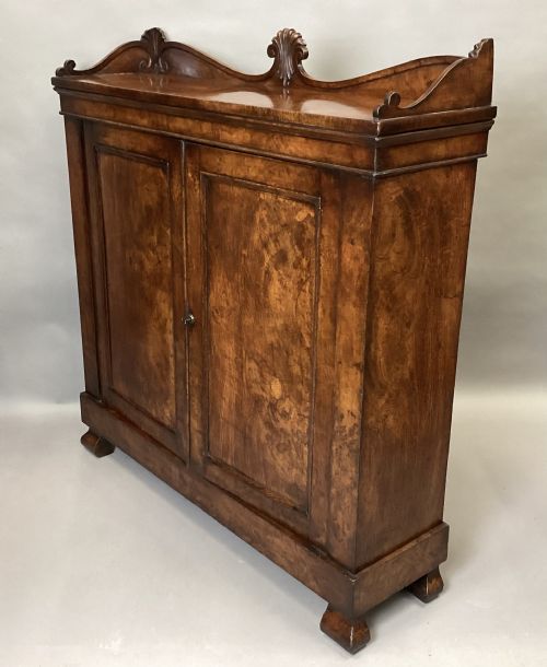 REGENCY POLLARD AND BURR OAK SIDE CABINET - ADDITIONAL PHOTO 5