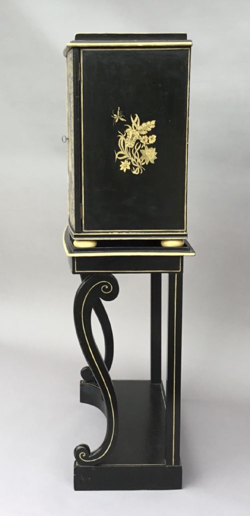 REGENCY CHINOISERIE PENWORK COLLECTORS CABINET ON STAND - ADDITIONAL PHOTO 9