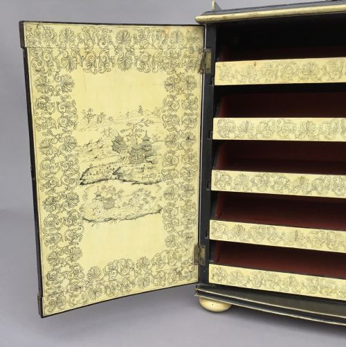 REGENCY CHINOISERIE PENWORK COLLECTORS CABINET ON STAND - ADDITIONAL PHOTO 12
