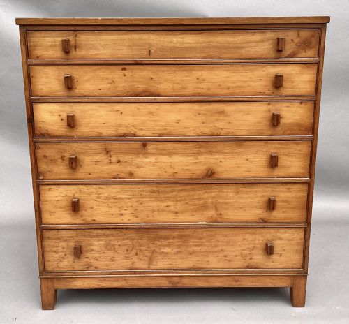 ARTS AND CRAFTS SOLID YEW WOOD CHEST OF DRAWERS IN THE MANNER OF EDWARD BARNSLEY - ADDITIONAL PHOTO 8