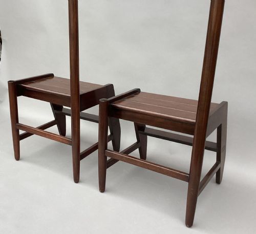 EARLY C20TH PAIR OF MAHOGANY LIBRARY STEPS OF UNUSUAL FORM PROVENANCE 'LONDON LIBRARY' - ADDITIONAL PHOTO 13