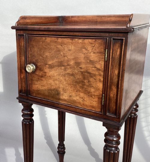REGENCY GILLOWS MATCHED PAIR OF MAHOGANY BEDSIDE CABINETS CUPBOARDS - ADDITIONAL PHOTO 11