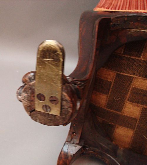 C18TH ITALIAN CARVED WALNUT SIDE CHAIR - ADDITIONAL PHOTO 4