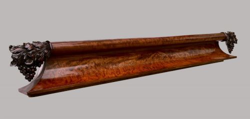 GEORGE IV FIGURED MAHOGANY LARGE PELMET OVERDOOR - ADDITIONAL PHOTO 4