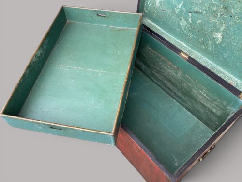 C19TH INDIAN RED LACQUERED TRUNK CHEST ON STAND - ADDITIONAL PHOTO 6