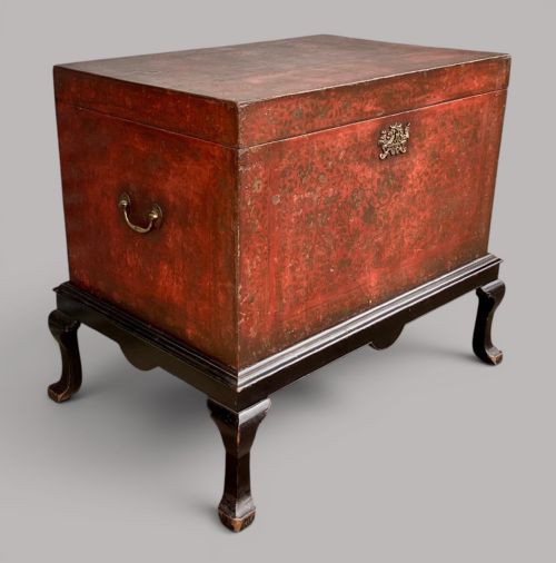 C19TH INDIAN RED LACQUERED TRUNK CHEST ON STAND - ADDITIONAL PHOTO 7