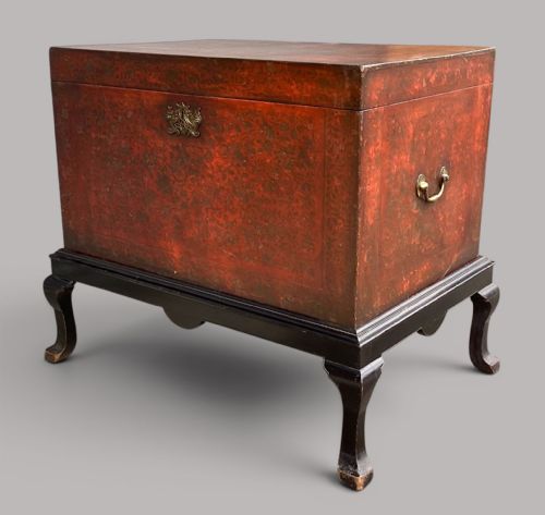 C19TH INDIAN RED LACQUERED TRUNK CHEST ON STAND - ADDITIONAL PHOTO 15