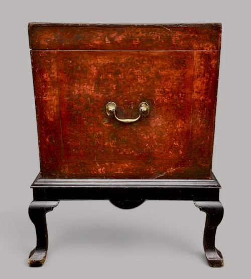 C19TH INDIAN RED LACQUERED TRUNK CHEST ON STAND - ADDITIONAL PHOTO 20