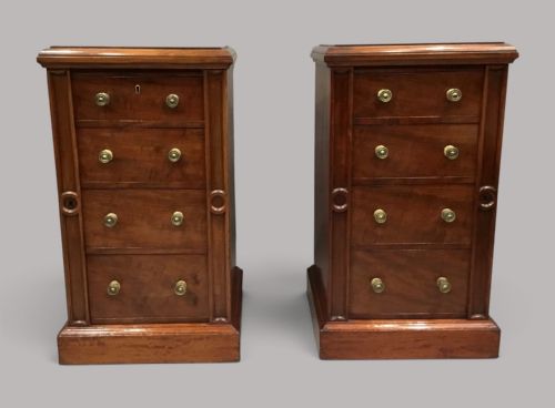 Regency Pair of Mahogany Wellington Chests / Bedside Cabinets